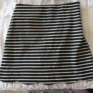 Gameday Couture   SKIRT   SIZE:M   COLOR:WHITE and BLACK STRIPES   CONDITION:NEW